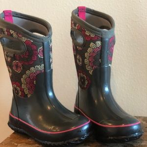 Bogs girls winter boots 12